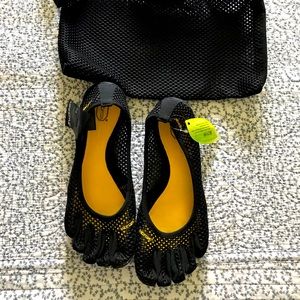 Vibrant-Fivefinger light weight